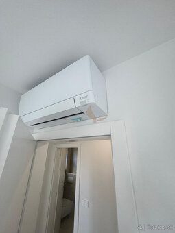 Type: Three-bedroom apartment Street: Privlaka Village: Privlaka New Living RK offers for sale a penthouse in a…