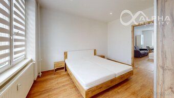 We offer exclusively for rent a 2 room apartment with balcony, price