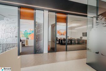 We offer you modern representative premises near the bus station