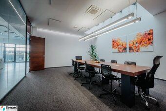 We offer you modern representative premises near the bus station