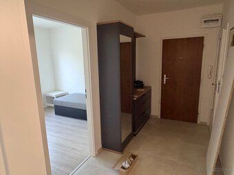For rent 3-bedroom apartment. Benkova 13, Klokocina, 2nd floor