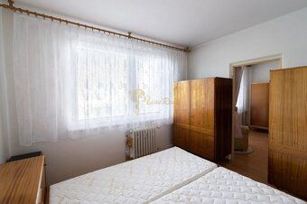 We offer for sale a spacious and practically designed 3-bedroom apartment in Bratislava's…