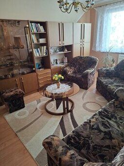 На межі з Угорщиною в місті Шахи продається цегляний будинок