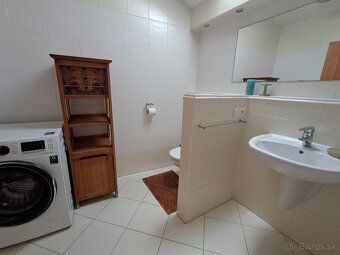 Ponúkame na dlhodobý prenájom 3 izbový mezonetový byt v cent