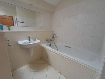 Ponúkame na dlhodobý prenájom 3 izbový mezonetový byt v cent