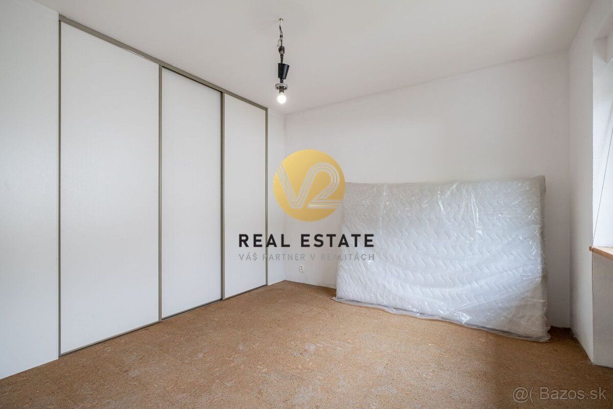 V2 real estate ponúka priestory na prenájom:
lokalita: Nitra