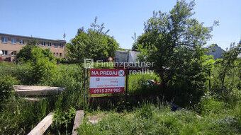 Tím Reality Zemplín ponúka na predaj pozemok vhodný na výsta