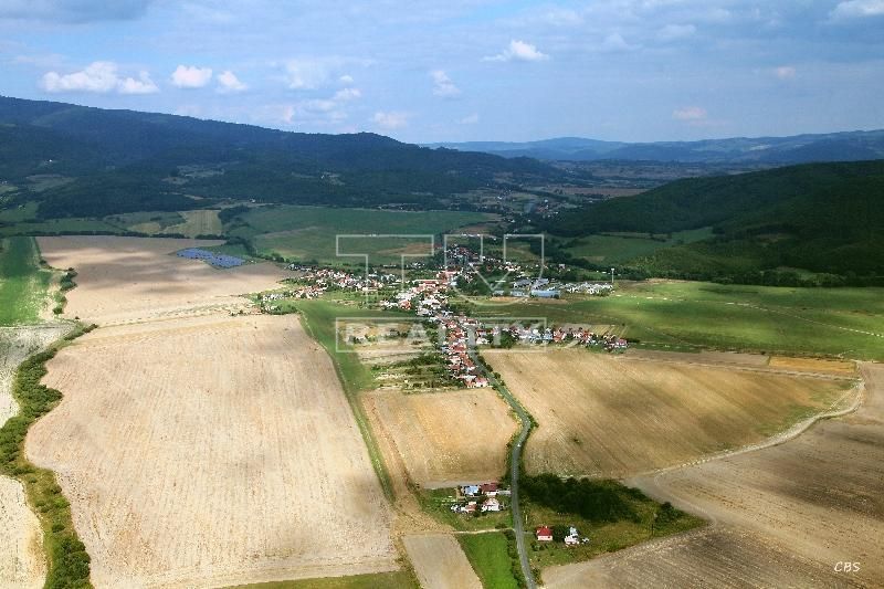 TUreality pripravuje do ponuky rodinný dom v obci Dúbravy s 