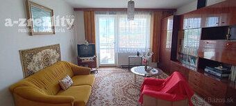 Продається студія площею 27 м² з великим балконом,