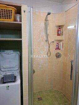 TUreality offers a completely renovated two-room apartment in 