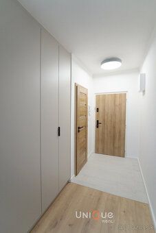 Ponúkame Vám na prenájom 1 izbový byt v Komárne na Košickej 