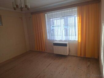 !!! Reduced price !! We offer exclusively for sale a 2 room family house in the village of…