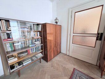 REALITY GOLD – Bratislava s.r.o. offers for sale a generously proportioned apartment in…