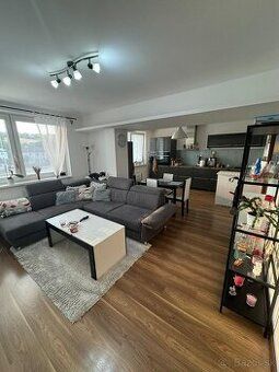 Ponúkam do dlhodobého prenájmu 1 izbový byt na Myjave, 38 m²