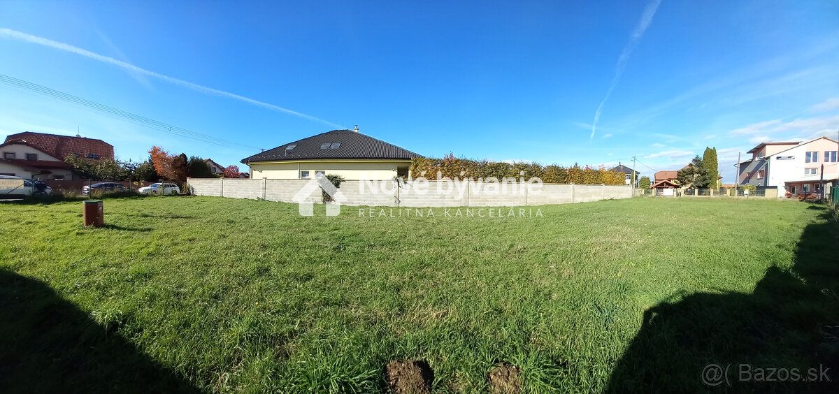 Hľadáte kompletne pripravenú parcelu pre výstavbu dvoch rodi