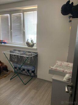 REALTY GOLD - Bratislava s.r.o. offers for sale a large 6-room family house in the village of…
