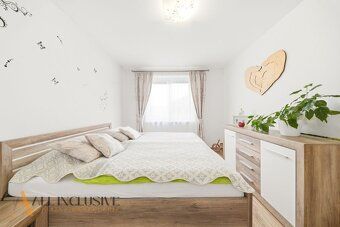 Realitní kancelář ALL INCLUSIVE REAL vám nabízí k prodeji moderní a komfortní čtyřpokojový…