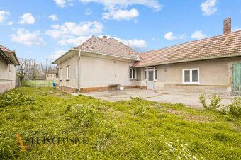 Агентство нерухомості ALL INCLUSIVE REAL пропонує на продаж