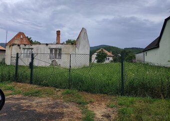 Ponúkame na predaj atraktívny stavebný pozemok s celkovou vý
