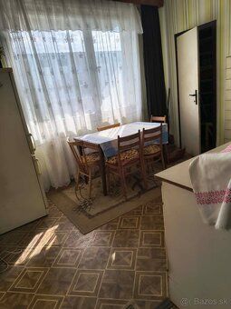 FOR SALE Large 4-bedroom apartment for sale, Klokočina, Alexyho Street