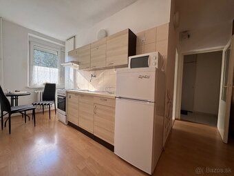 Č. 9878 PRENÁJOM – slnečný 1-izbový byt s balkónom, Piešťany