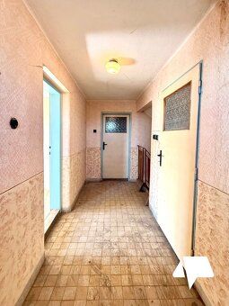 We offer for sale a spacious family house in the village of Martin nad
