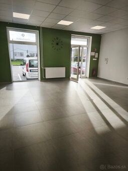 V modernej administratívno-komerčnej budove 3B Office na Zvo