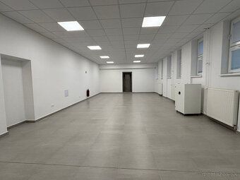 V modernej administratívno-komerčnej budove 3B Office na Zvo