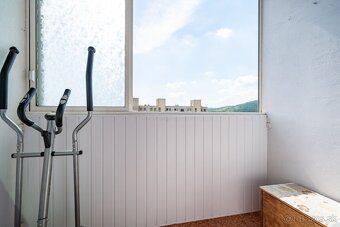 Ponúkame na predaj priestranný 4-izbový byt na Berlínskej ul