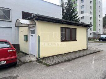 1.Predám betonové panely š-70cm ,l-cca 7m počet cca 30ks - p