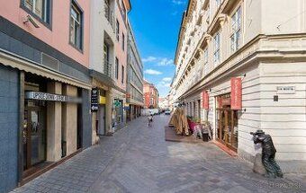 Ponúkame na prenájom krásny obchodný priestor v centre mesta