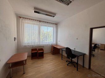 Ponúkame na prenájom kancelárske priestory situované takmer 