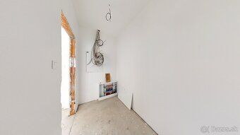 AVE estate Vám ponúka na predaj nadštandardný 5 izbový rodin