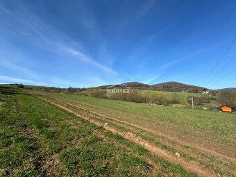 Ponúkame Vám na predaj rekreačný pozemok o výmere 2418 m 2 v