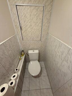 PREDAJ 3 IZBOVÉHO BYTU S BALKÓNOM V ZLATÝCH MORAVCIACH
BENEF