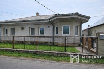 Typ: Rodinný dom Obec: Ruskovce
Moderný maklér ponúka na pre