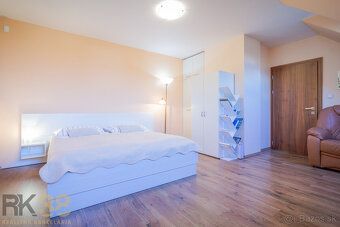 Ponúkame na predaj apartmán vo vyhľadávanej lokalite pod Tat