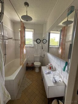 Typ: 5 a viac izbový byt Ulica: Západný rad Obec: Bratislava