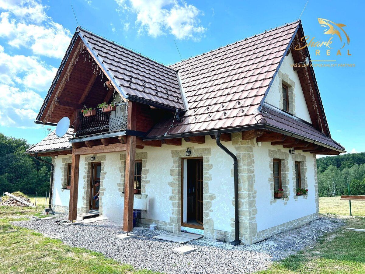 Ponúkame Vám na predaj rozľahlý pozemok s elektrickou prípoj