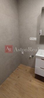 [ AstonReal ponúka na predaj kompletne prerobený 3. izbový b