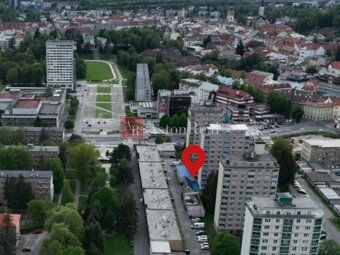 AstonReal Vám ponúka na predaj: budovu/lukratívny pozemok, v