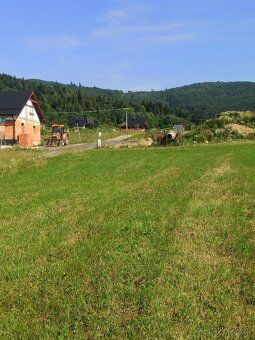 Ponúkam na predaj lukratívny stavebný pozemok v podtatransko