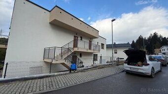 Prinášame Vám do Horného Hričova nové moderné bývanie v kľud