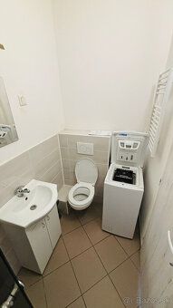 Prenajmem plne vybavenú garzonku v centre mesta. Nástup možn