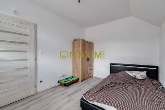 Ponúkame na predaj priestranný 7-izbový rodinný dom po kompl