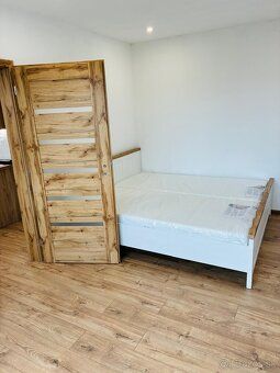 Ponúkam na prenájom priestranný 1-izbový byt s výmerou 37 m²