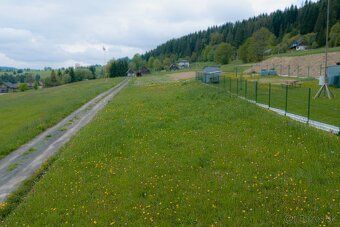 Ponúkame na predaj krásny stavebný pozemok s výmerou 1249 m²
