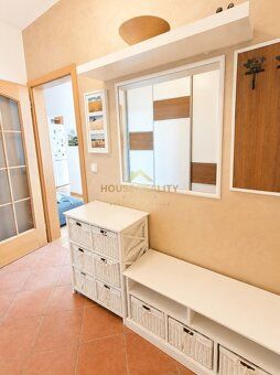 Na prenájom: Priestranný 3 izbový mezonet s terasou 52 m² a 