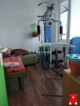 3 izbový 66m2 byt na predaj
*čiastočná rekonštrukcia, 2x výť