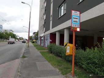 Predaj - obchodný priestor o výmere 82,64 m2, Bratislava II,